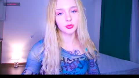Snapshot of sailormoon666_ chatting on May 2, 9:53 pm Sofia online show from May 2, 9:53 pm