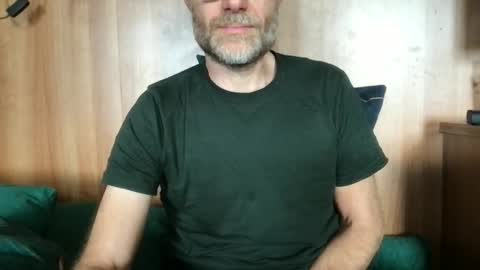 saint009 online show from June 9, 1:34 pm