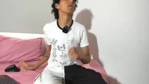 saint_dark online show from December 1, 1:16 pm