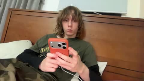 saintfawn online show from April 28, 10:48 pm