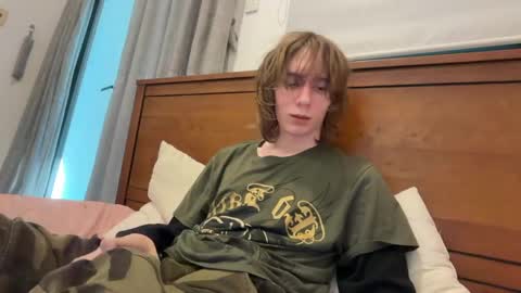 saintfawn online show from May 5, 1:46 am