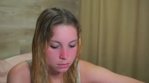 Ariel online show from July 19, 6:33 pm