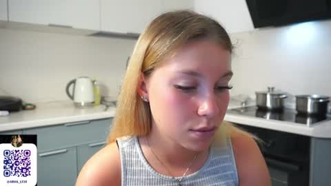 Ariel online show from July 30, 3:22 pm