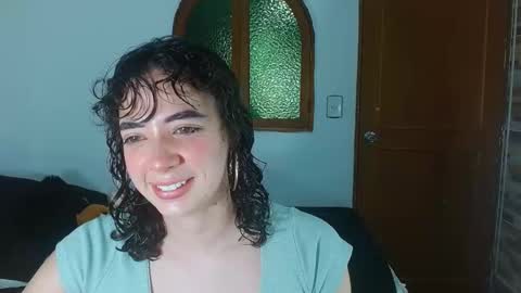 Snapshot of sajecrismaa chatting on September 9, 5:23 pm crisma online show from September 9, 5:23 pm