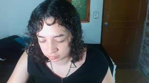 Snapshot of sajecrismaa chatting on September 17, 3:52 am crisma online show from September 17, 3:52 am