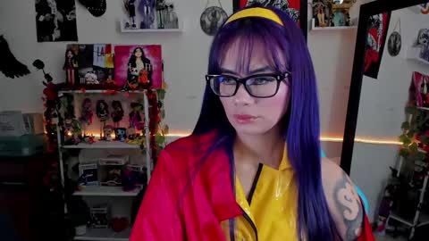    online show from November 4, 8:46 am