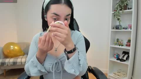 Snapshot of sakura_harper chatting on March 12, 6:19 am Sakura Harper online show from March 12, 6:19 am