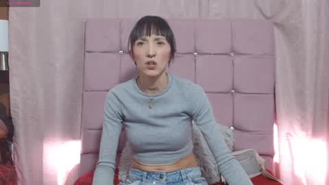 Sakura Skinny online show from December 6, 5:33 pm