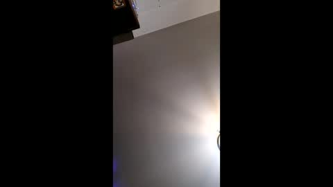 Snapshot of sakuralove83 chatting on December 21, 10:06 pm sakuralove online show from December 21, 10:06 pm