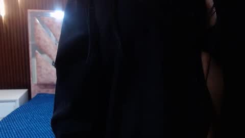 Snapshot of salethjonescl202 chatting on March 25, 8:15 pm salethjonescl202 online show from March 25, 8:15 pm