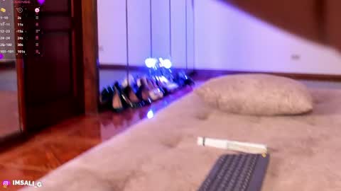 Sali G  online show from July 14, 2:05 am