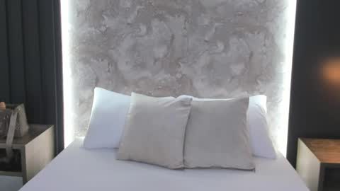 S A L I H A online show from September 21, 2:13 am