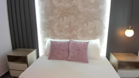 S A L I H A online show from October 18, 4:37 am