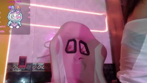  salloy  online show from January 8, 2:52 pm