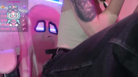  salloy  online show from January 16, 2:10 pm