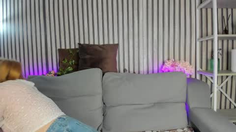 Sally online show from May 18, 1:02 am