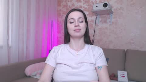 Sally online show from February 26, 7:07 am