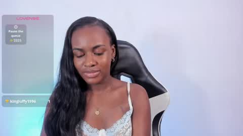 Snapshot of sally_noak chatting on May 29, 10:19 pm Sally online show from May 29, 10:19 pm
