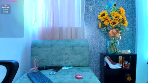 sally_ricci online show from October 10, 11:53 am