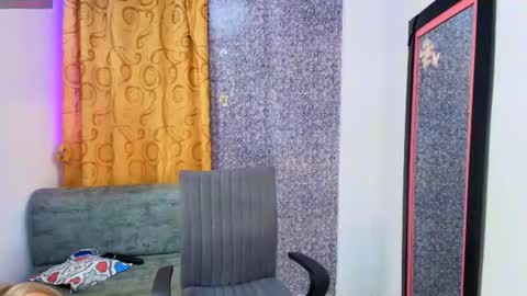 sally_ricci online show from July 19, 3:32 am