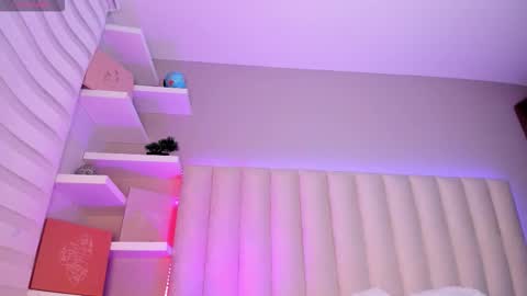  Sally White  online show from November 13, 3:27 am