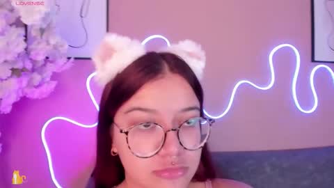  Sally White  online show from December 17, 3:12 am