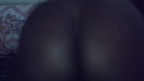 Snapshot of sallybabes255 chatting on December 5, 8:12 am Salome online show from December 5, 8:12 am