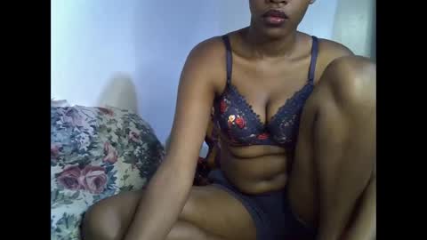 sallycruz online show from February 10, 10:36 pm