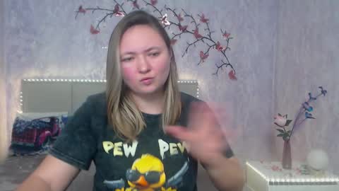 Snapshot of sallyverda chatting on March 2, 6:37 pm Sally online show from March 2, 6:37 pm