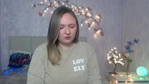 Snapshot of sallyverda chatting on March 17, 6:44 pm Sally online show from March 17, 6:44 pm