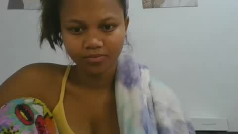 SallyWett online show from July 14, 9:03 am