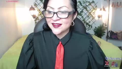 salma   online show from July 10, 9:06 pm