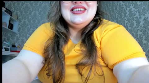 Snapshot of salma_queen chatting on October 29, 8:54 pm SalmaRoth online show from October 29, 8:54 pm