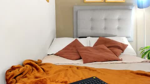 Snapshot of salo____ chatting on March 23, 3:38 pm Salo online show from March 23, 3:38 pm