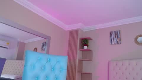 Snapshot of salome__2002 chatting on June 12, 12:15 pm salome__2002 online show from June 12, 12:15 pm