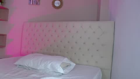 Snapshot of salome__2002 chatting on June 13, 12:14 pm salome__2002 online show from June 13, 12:14 pm