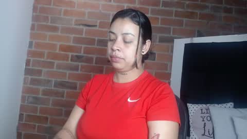   online show from January 8, 12:37 pm