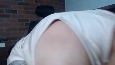   online show from July 31, 9:47 pm