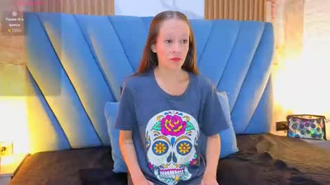 salome_cruxx online show from July 27, 12:01 pm