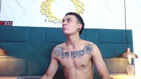 salome_daniel online show from January 4, 10:13 pm