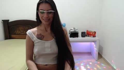salome  online show from February 7, 8:31 pm