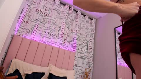 Snapshot of salomee_foxx_ chatting on December 14, 12:55 am Salome online show from December 14, 12:55 am