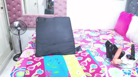 Snapshot of salomeeebony chatting on April 29, 3:43 am Salome online show from April 29, 3:43 am