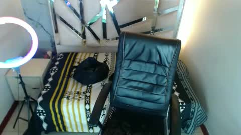 salomemilf202 online show from October 27, 3:21 am