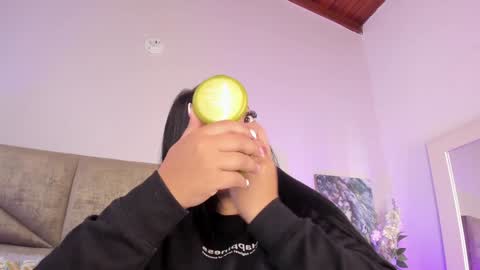 Snapshot of salomesimos1 chatting on February 5, 1:22 pm Salome online show from February 5, 1:22 pm