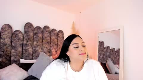 Snapshot of salomesimos1 chatting on September 15, 10:43 pm Salome online show from September 15, 10:43 pm