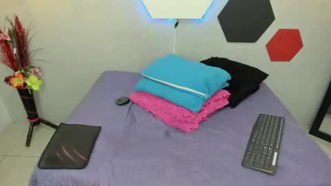 martina online show from February 2, 11:08 am