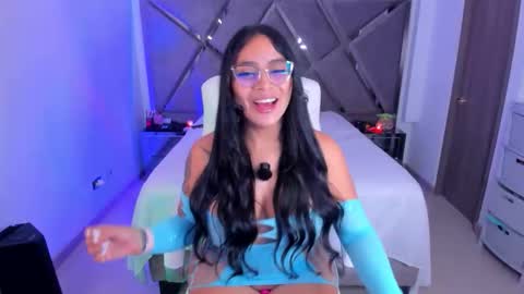 Snapshot of salommecruz01 chatting on March 31, 5:52 am Salomme Cruz online show from March 31, 5:52 am