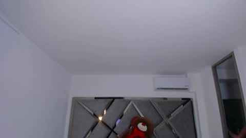 Snapshot of salommecruz01 chatting on May 20, 3:02 am Salomme Cruz online show from May 20, 3:02 am