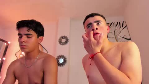Salomon  Jax and Luca online show from February 10, 10:40 pm
